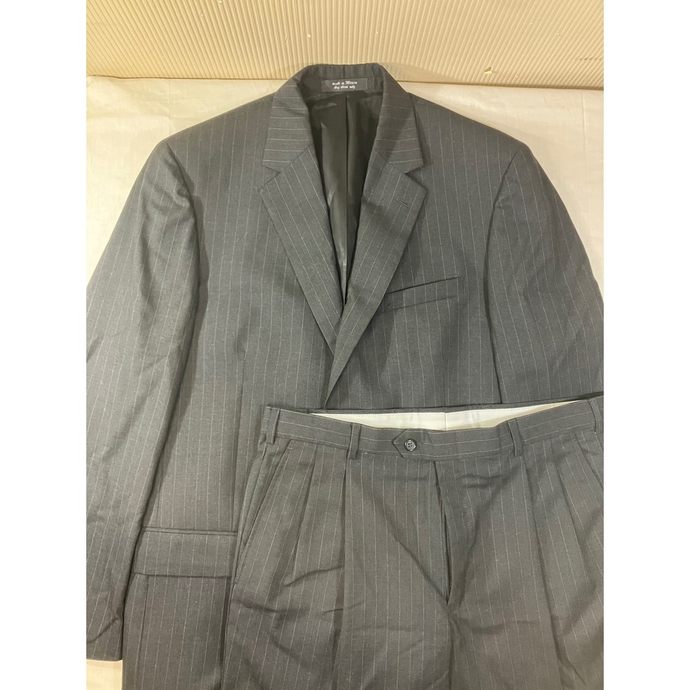 Chereskin Mens 42L Pinstripe Suit Charcoal Gray 100% Worsted Wool 2-Piece Set